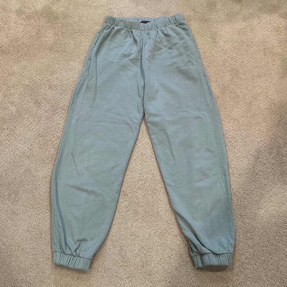 Brandy Melville Rosa Sweatpants Green